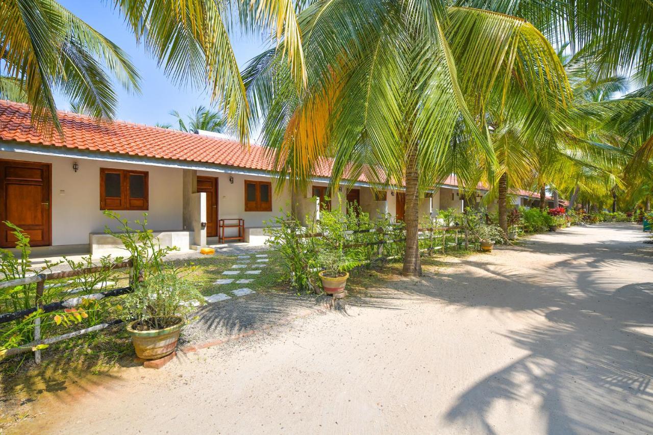 De Silva Palm Resort Kalpitiya Exterior photo